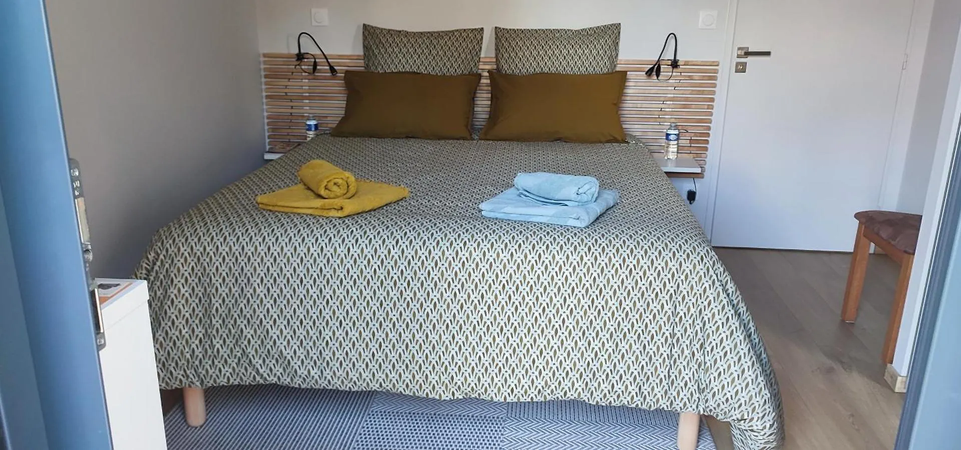 Du Cote De Chez Paule, Chambre Avec Entree Independante Et Salle D'Eau Privative Semeac
